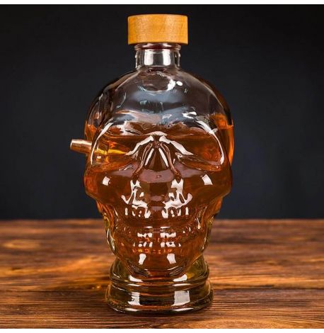 Графин-череп с пулей 7.62 мм (1л)