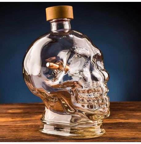 Графин-череп с пулей 7.62 мм (1л)
