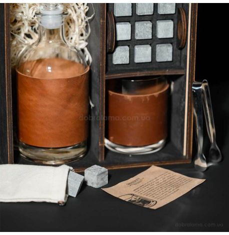 Набір для віскі Larus Leather №7 (2 склянки, графін, 9 каменів для віскі, щипці, мішечок)