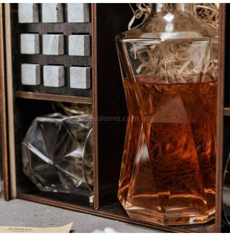 Набор для виски Cassiopea №8 (4 стакана, графин, 18 камней для виски, щипцы, мешочек)