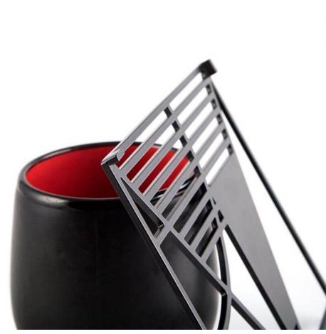 Металлическая подставка под горячее "Квадрат" (черная)