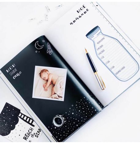 Первый альбом малыша Baby Book розовый (русский язык)