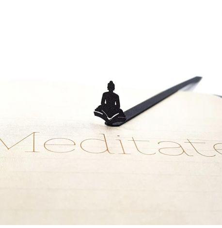 Закладка для книг «Будда на книгах»