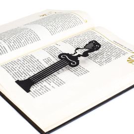 Закладка для книг «Бюст творця N»