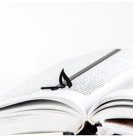 Закладка для книг «Горящая спичка»