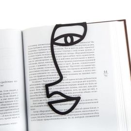 Закладка для книг «Нарисованное лицо» (черная)