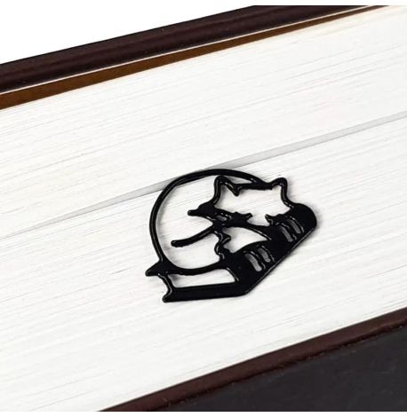 Закладка для книг «Лиса на книгах»