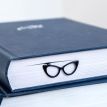 Закладка для книг «Окуляри Котяче око»