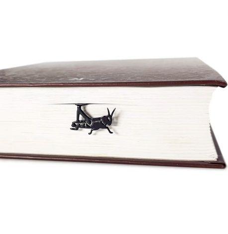 Закладка для книг «Саранча»