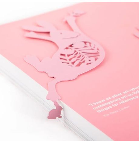 Закладка для книг «Танцующий пасхальный заяц» (розовый цвет)