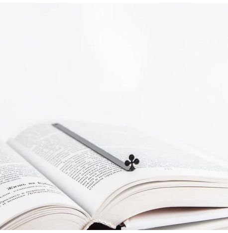 Закладка для книг «Трефовый туз»