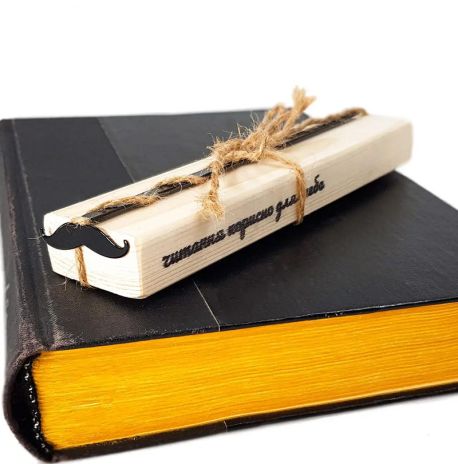 Закладка для книг «Усы»