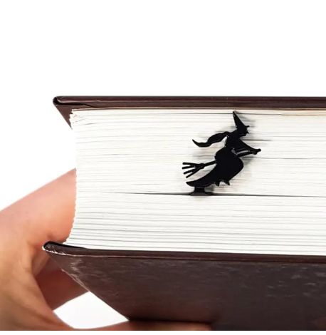 Закладка для книг «Відьма на мітлі»
