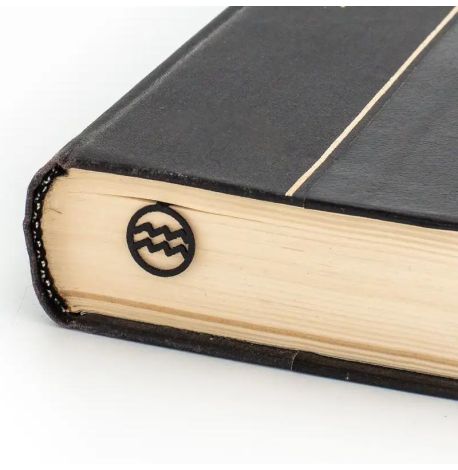 Закладка для книг «Знак зодиака Водолей»