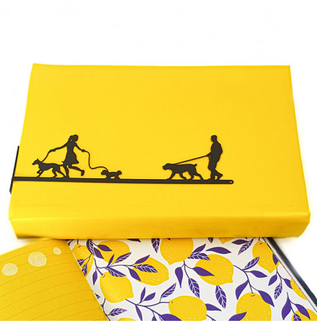 Закладка для книг «Прогулянка з улюбленцями»