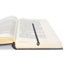 Закладка для книг «Пришелец»