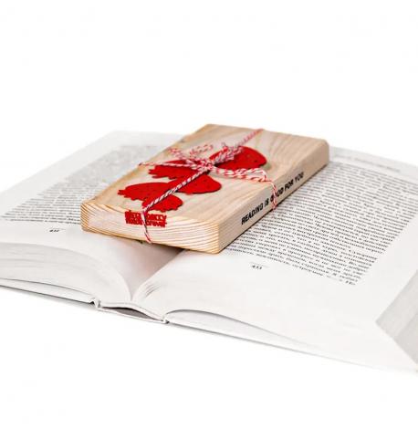 Закладка для книг «Земляничная поляна»