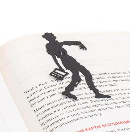 Закладка для книг «Зомби идет в библиотеку»