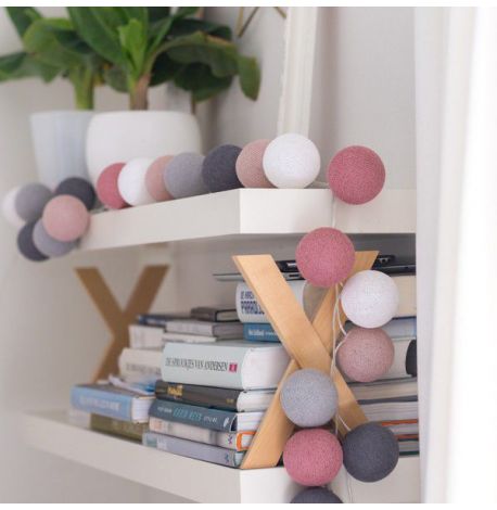 Тайская LED-гирлянда Dirty Rose (20 шариков) линия на батарейках