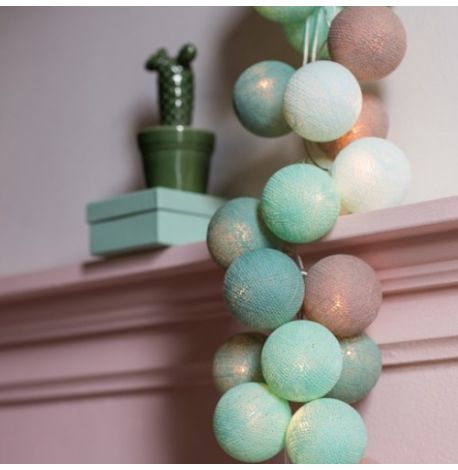 Тайская LED-гирлянда Mint (20 шариков) линия на батарейках