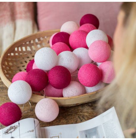 Тайская LED-гирлянда Pink (20 шариков) линия на батарейках