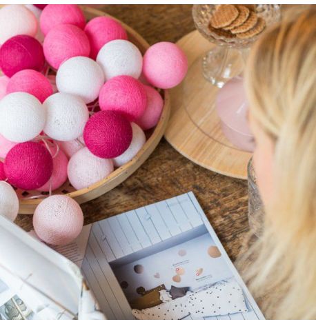 Тайская LED-гирлянда Pink (20 шариков) линия на батарейках