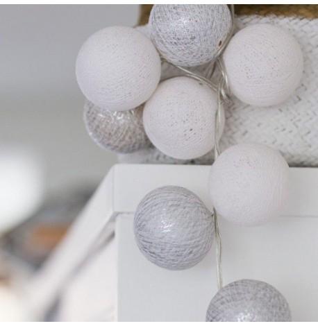 Тайская LED-гирлянда White-Silver (20 шариков) линия на батарейках