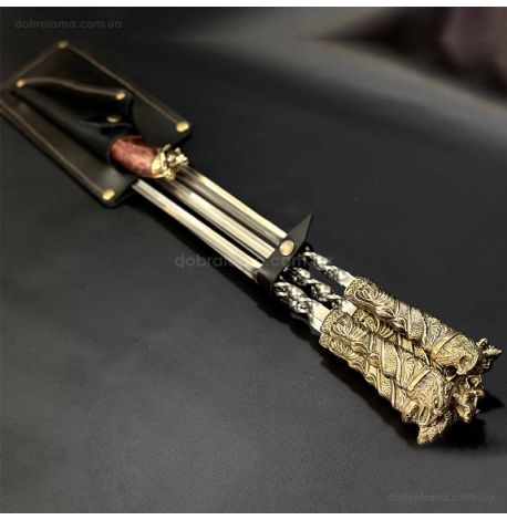 Набір шампурів «На привалі» з ножем (в шкіряному сагайдаку)