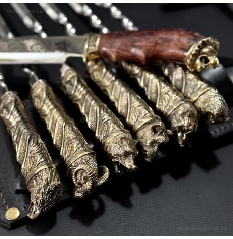 Набір шампурів «На привалі» з ножем (в шкіряному сагайдаку)