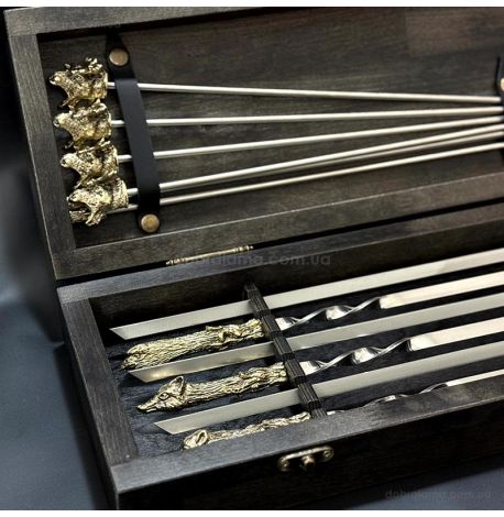 Набір шампурів "Мисливський трофей" з мангалом (в дерев'яному кейсі)