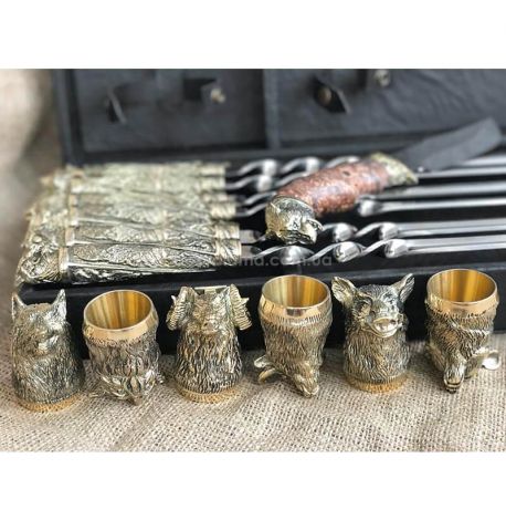 Набор для шашлыка "Дикие звери" (в кейсе)