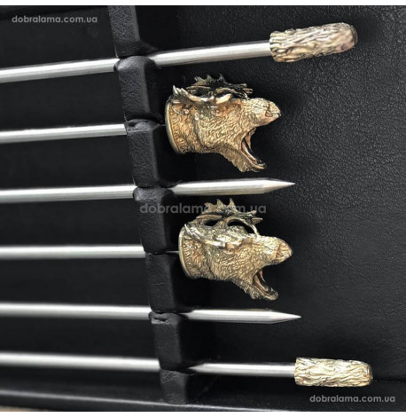 Набір шампурів "Дикий кабан" і мангал "Лось" (в кейсі)