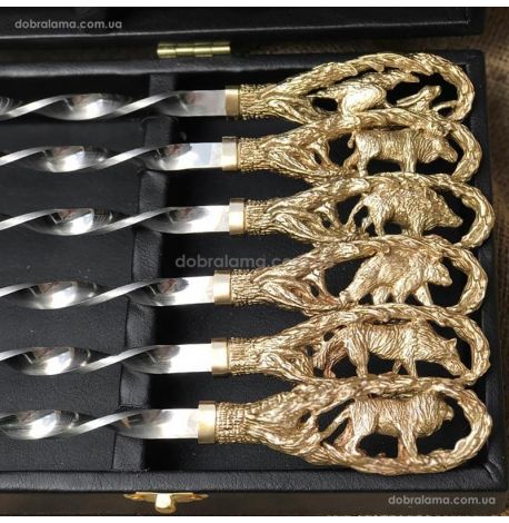 Набір шампурів "На полюванні" і мангал (в кейсі)