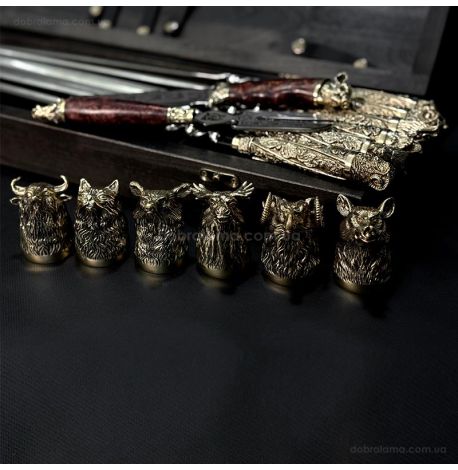 Набір для шашлику "Дикі звірі" (в дерев'яному кейсі)