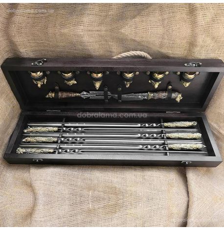 Набір для шашлику "Дикі звірі" (в дерев'яному кейсі)