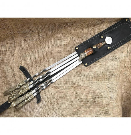 Набір шампурів "Мисливський трофей" з вилкою (в шкіряному сагайдаку)