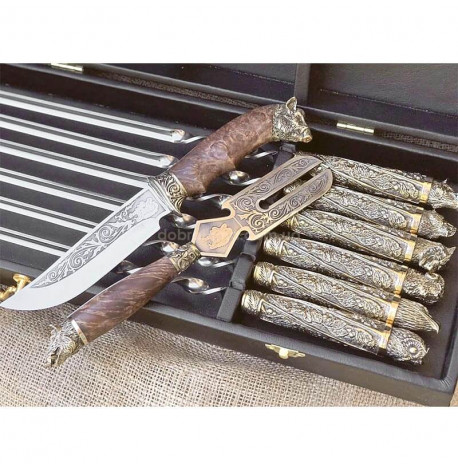 Набір для шашлику "Дикі звірі" з ножем і виделкою (в кейсі)