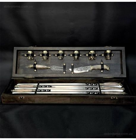 Набір для шашлику «Мисливський» з дерев'яними ручками (в дерев'яному кейсі)