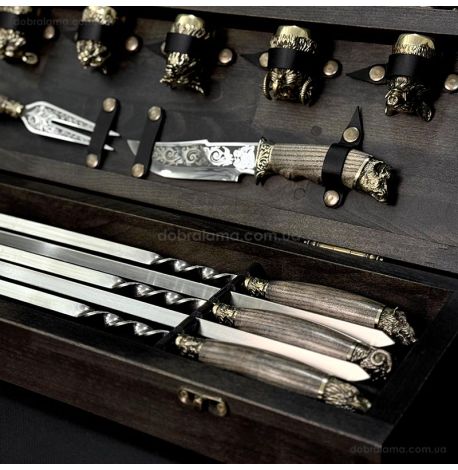 Набір для шашлику «Мисливський» з дерев'яними ручками (в дерев'яному кейсі)