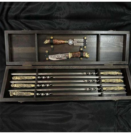 Набір для шашлику «Дикі звірі» з ножем і виделкою (в дерев'яному кейсі)