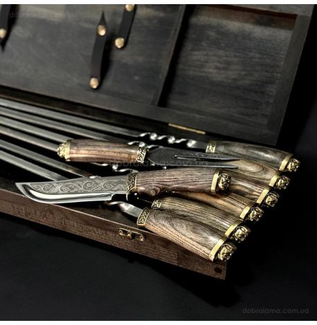 Набір для шашлику «Козак» з ножем і виделкою (в дерев'яному кейсі)