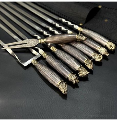 Набір шампурів «Мисливський ясен» з виделкою та подвійним шампуром (в шкіряному закритому сагайдаку)