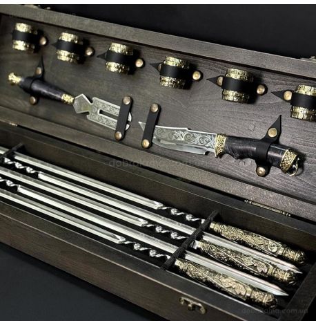 Набір для шашлику «Класичний» (в дерев'яному кейсі)