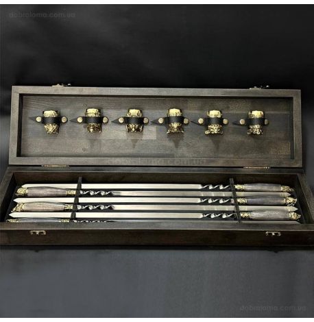 Набір шампурів «Дикі звірі ясен» з чарками (в дерев'яному кейсі)