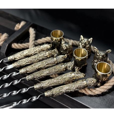 Набор для шашлыка «Дикие звери» со стопками (в деревянном кейсе)