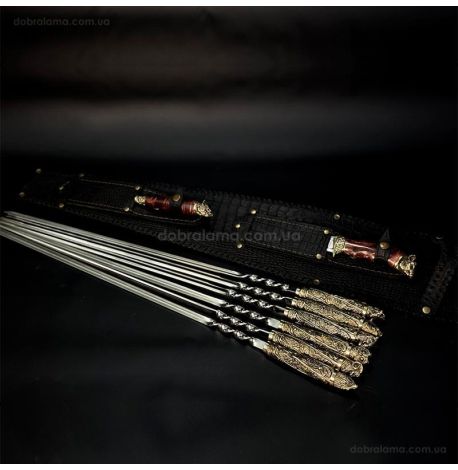 Набір шампурів "Дикі звірі" з виделкою та подвійним шампуром (в шкіряному закритому сагайдаку)