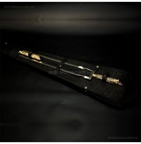 Набір шампурів "Дикі звірі" з виделкою та подвійним шампуром (в шкіряному закритому сагайдаку)