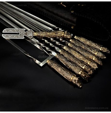 Набір шампурів "Дикі звірі" з виделкою та подвійним шампуром (в шкіряному закритому сагайдаку)