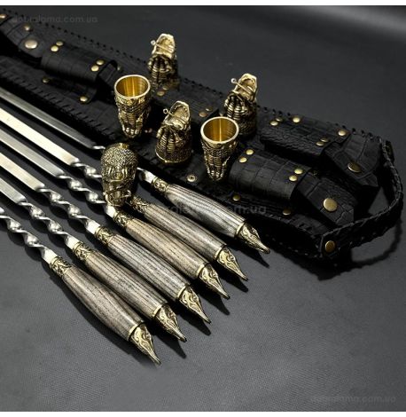 Набір шампурів «Уловар ясен» з чарками (в шкіряному закритому сагайдаку)