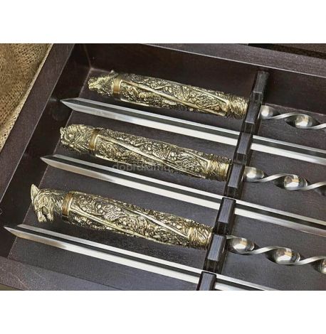 Набор для шашлыка "Дикие звери" с мангалом (в деревянном кейсе)